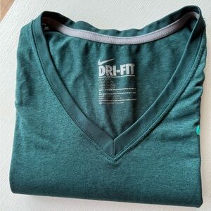 Nike Dri-FIT Teal V-Neck Shirt Medium